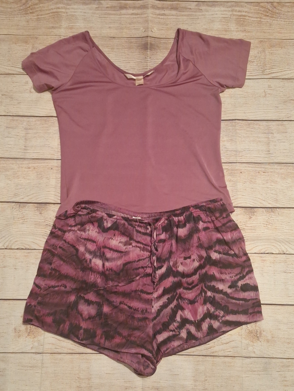 Victoria's Secret Short Pajama Set Mauve And Black Size Medium